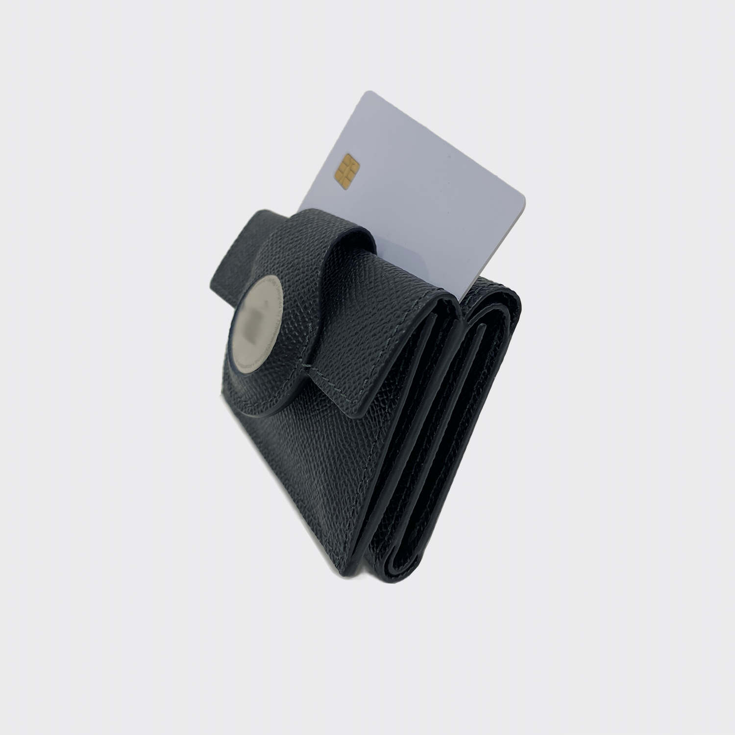 AirTag専用三つ折り財布 / Tri-Fold Wallet for AirTag|FERMI+ AirTag専用三つ折り財布 / Tri-Fold Wallet for AirTag|FERMI+